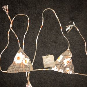 Acacia Swimwear HumuHumu top!